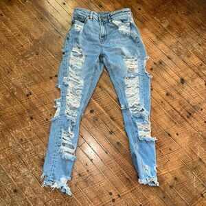 American Eagle destroyed distressed normcore 0 Mom jeans